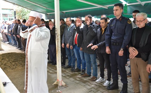 Filistinli kardeşlerimiz için gıyabi cenaze namazı kılındı.